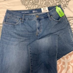 NWT Style & Co curvy girlfriend, mid rise, slimming pocket, size 12